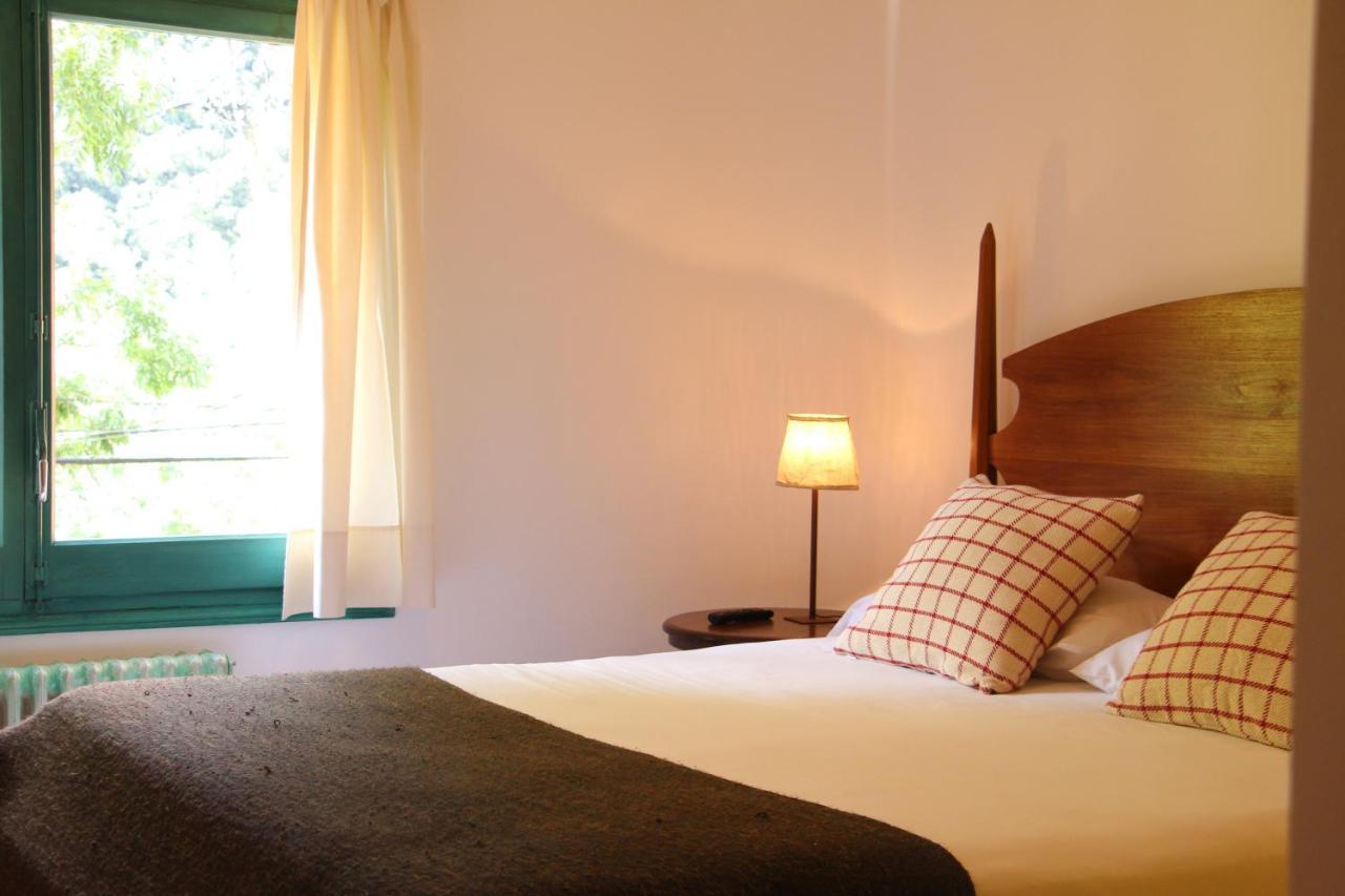 Hostal L'Ou De Reig 몬트세니 외부 사진
