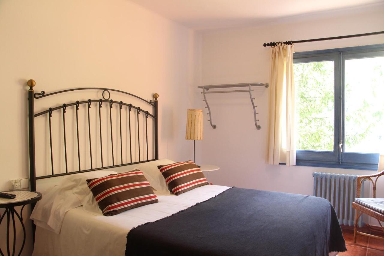 Hostal L'Ou De Reig 몬트세니 외부 사진