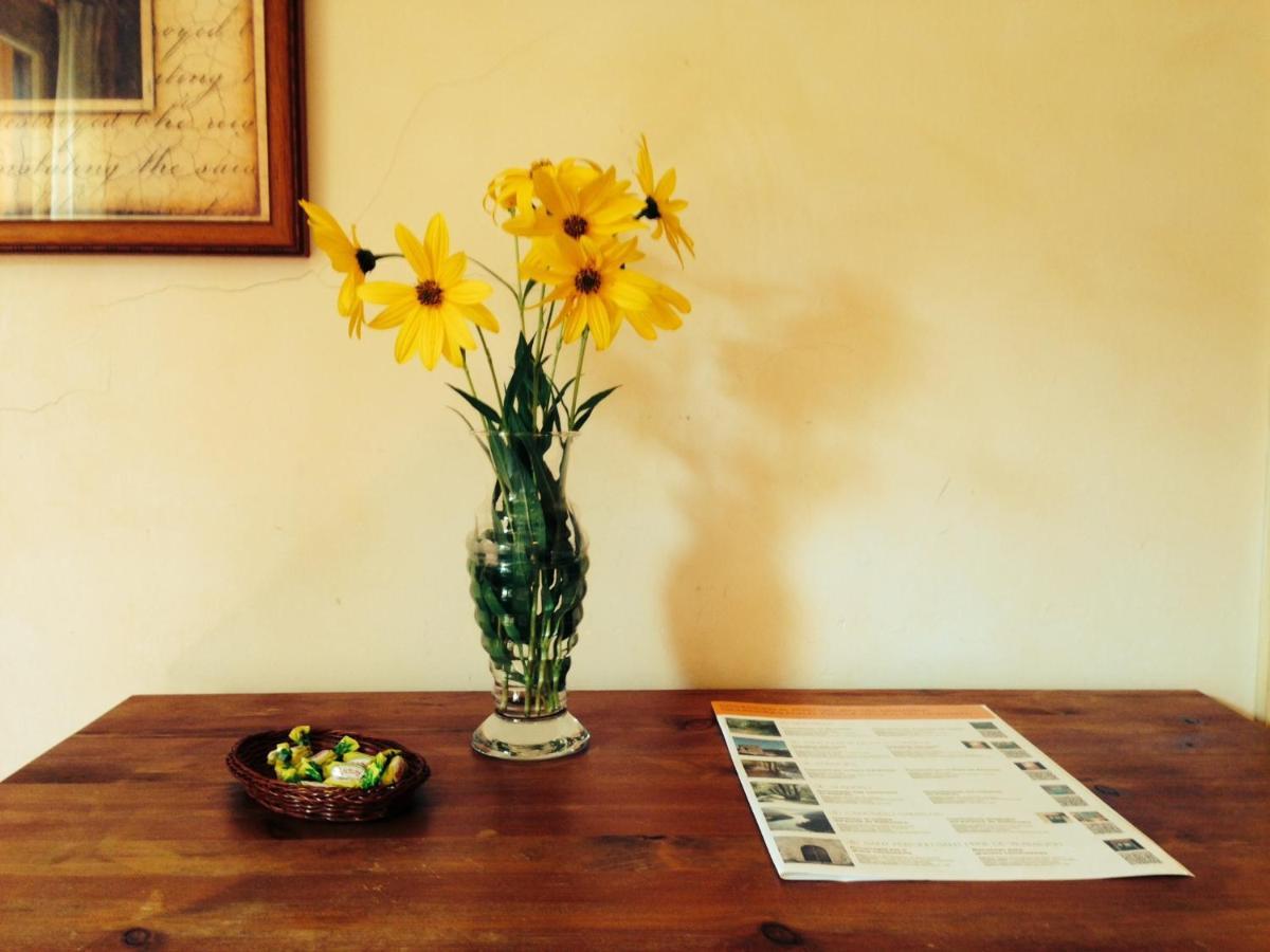 Hostal L'Ou De Reig 몬트세니 외부 사진